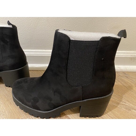 Soda Jaber Black Chunky Lug Sole Elastic Gore Pull On Wide Chelsea Ankle Boot 8 - Picture 4 of 10